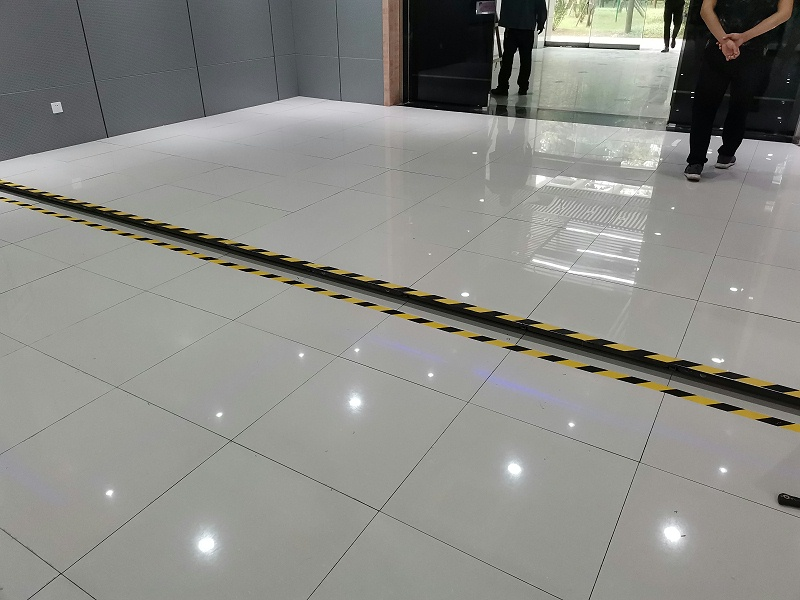 图片5 防静电地板安装摆放示意图
